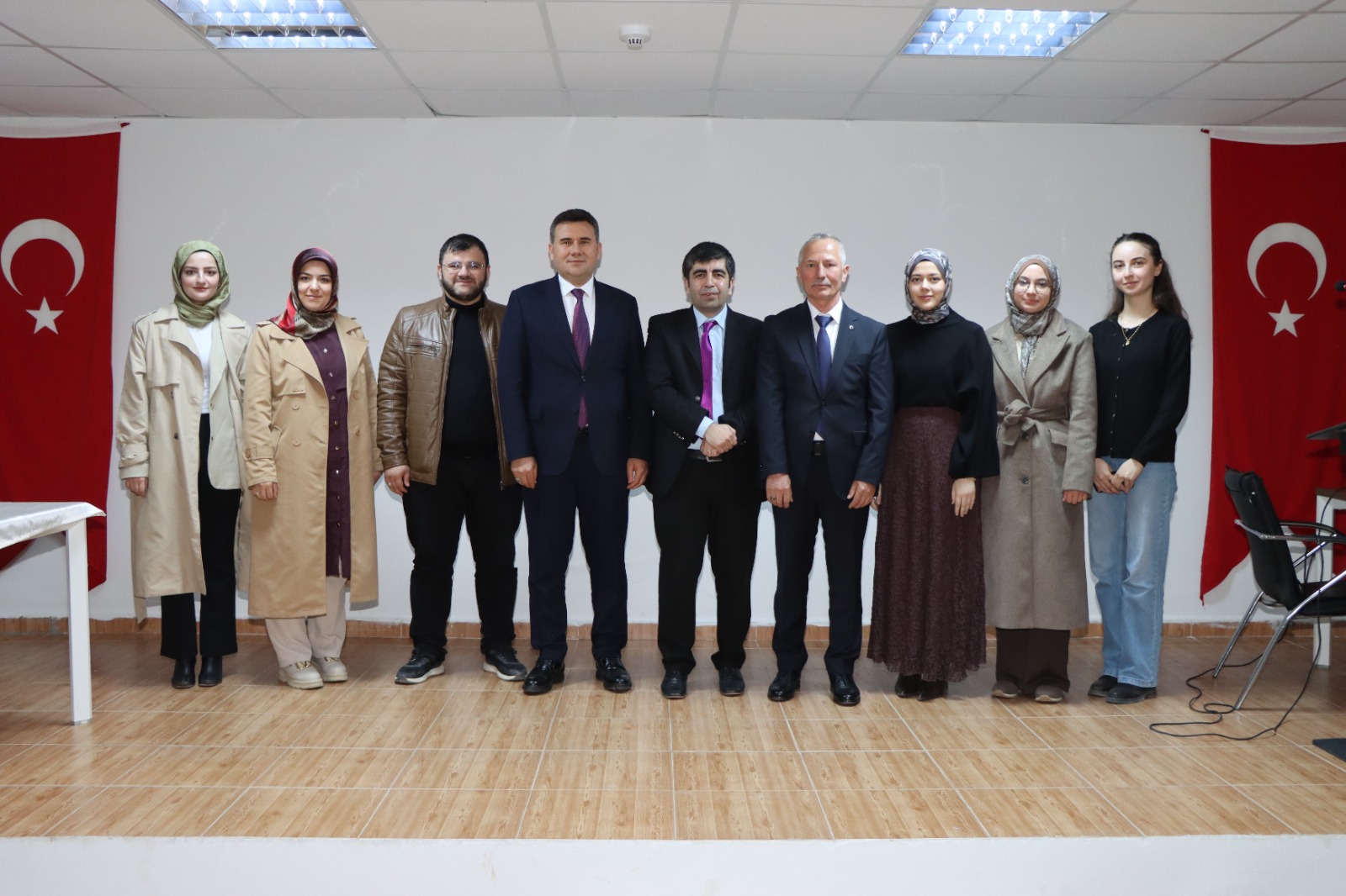 Yavuz Selim Ortaokulunda TÜBİTAK Bilim Söyleşisi gerçekleştirildi.