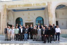 Adıyaman Valisi Abdullah Küçük, göreve başlamasının ardından kent genelindeki ziyaretlerini sürdürüyor.