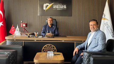 İş Adamı Tatar’dan Kahta Gazeteciler ve Yazarlar Cemiyeti’ne Ziyaret